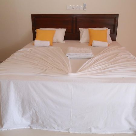 Serene Beach Hotel Dikwella Extérieur photo