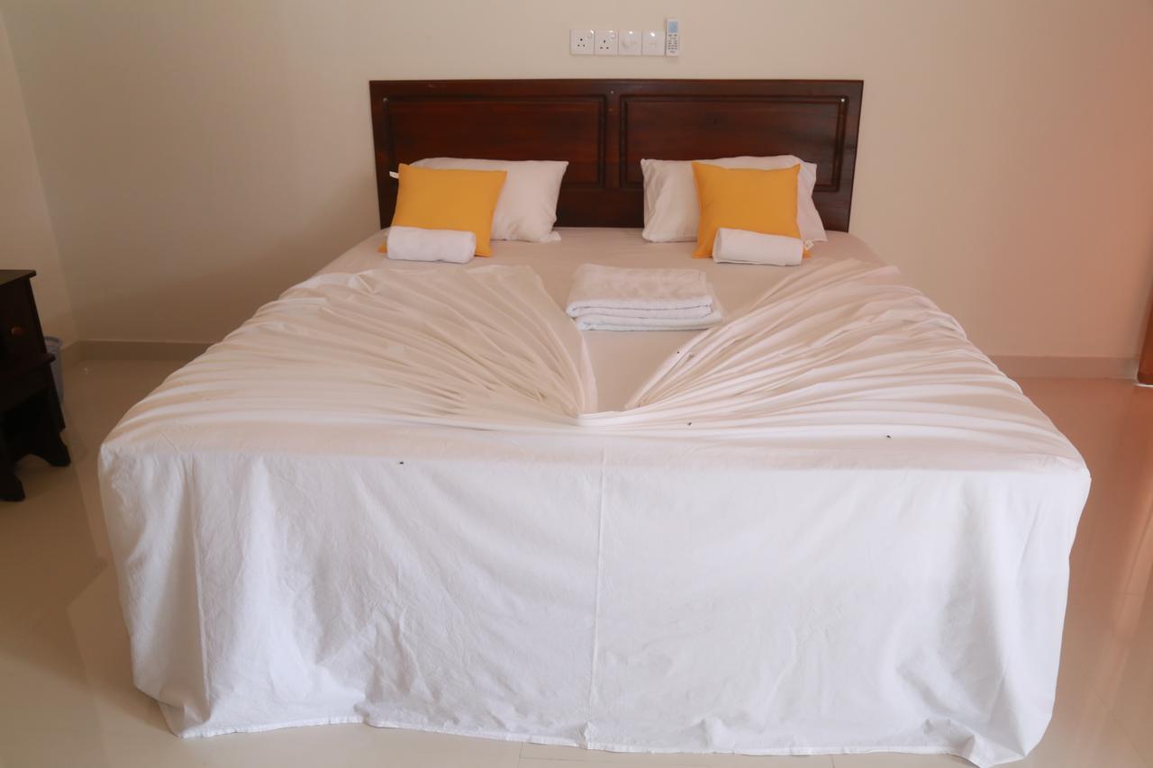 Serene Beach Hotel Dikwella Extérieur photo
